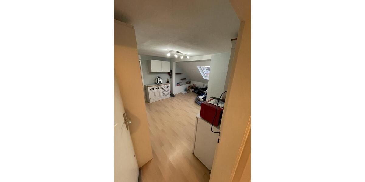 Dachgeschoßwohnung Heuchelheim a. d. Lahn - 1 Zimmer, 55 m&sup2;, 550&euro; | Angebot:27596329