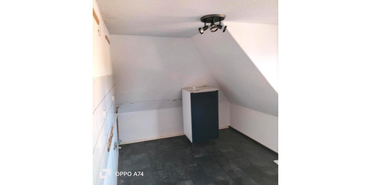 Dachgeschoßwohnung Hameln Kernstadt - 3 Zimmer, 78 m&sup2;, 826&euro; | Angebot:24864734