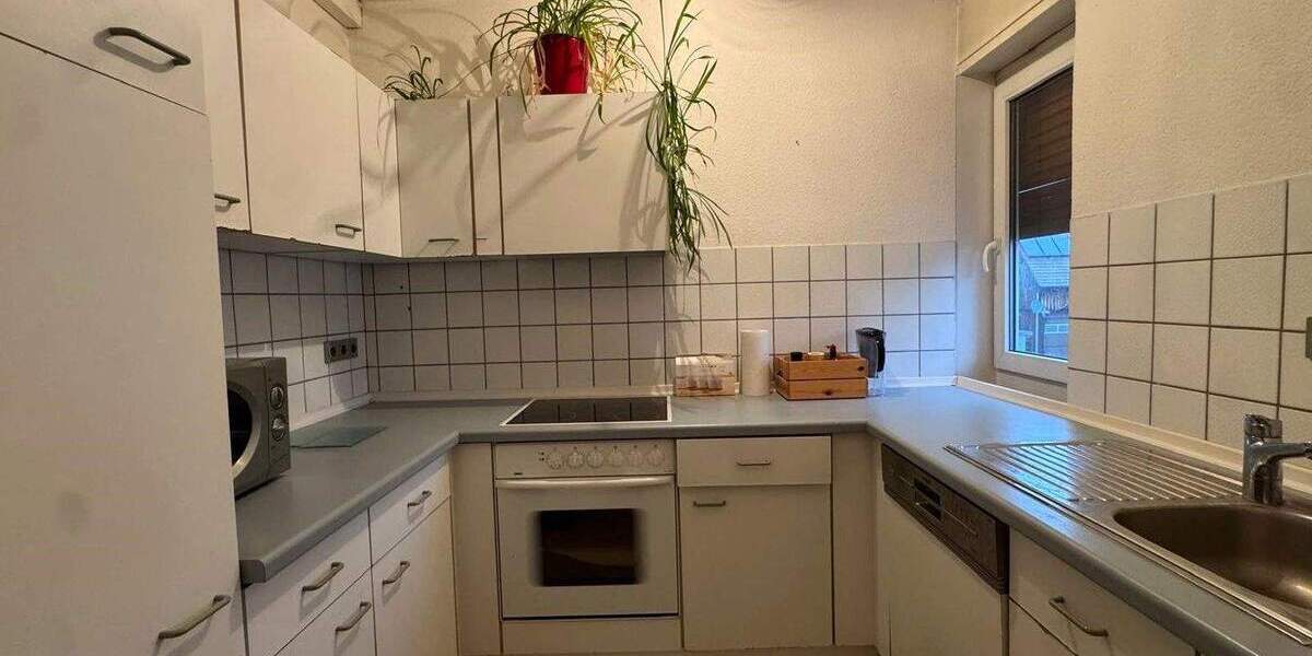 Gewerbeobjekt Bindlach - 8 Zimmer, 265 m&sup2;, 1.500&euro; | Angebot:24111993