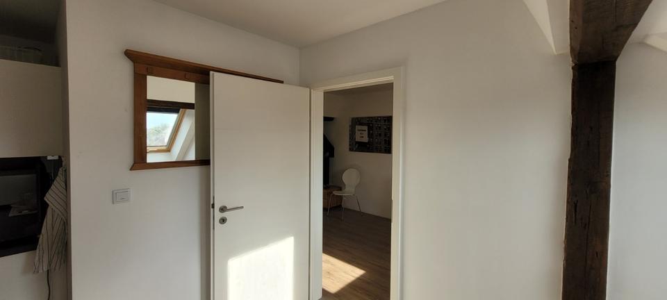 2,5 Zimmer DG Atelierwohnung 2.5 zimmer