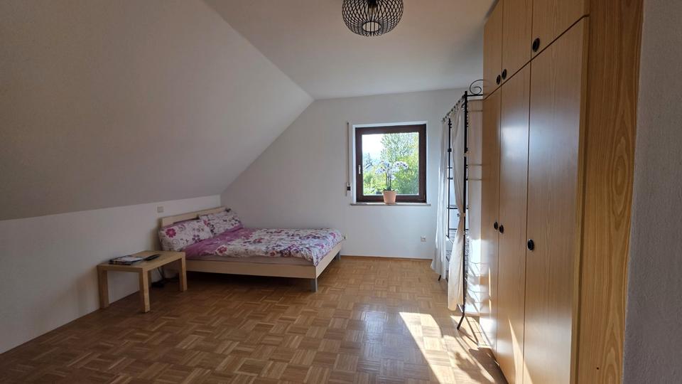 Doppelhaushälfte Herzogenaurach - 5 Zimmer, 120 m&sup2;, 1.650&euro; | Angebot:26312679