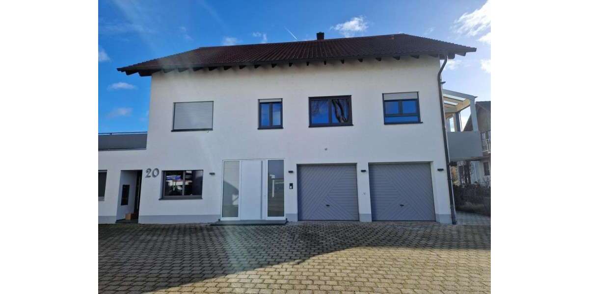 Etagenwohnung Schliengen - 7 Zimmer, 280 m&sup2;, 2.099&euro; | Angebot:23143106