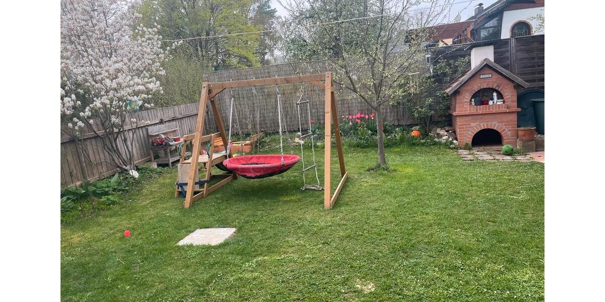 Etagenwohnung Essenbach - 2.5 Zimmer, 90 m&sup2;, 1.100&euro; | Angebot:26693012