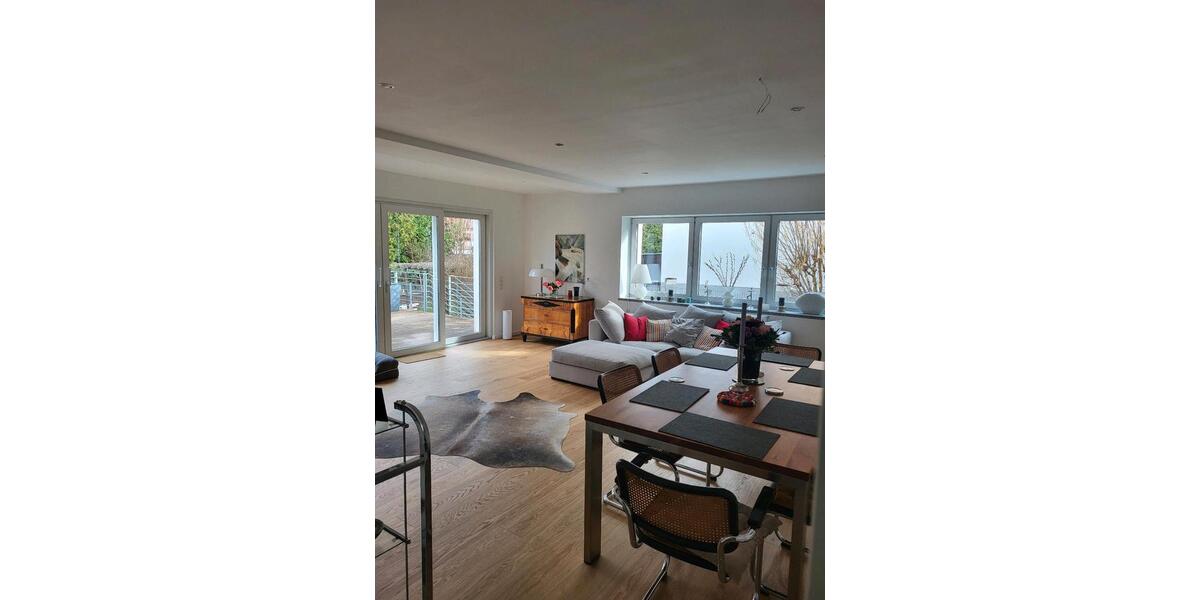 Wohnen auf Zeit Bonn Gronau - 10 Zimmer, 360 m&sup2;, 630&euro; | Angebot:26656257