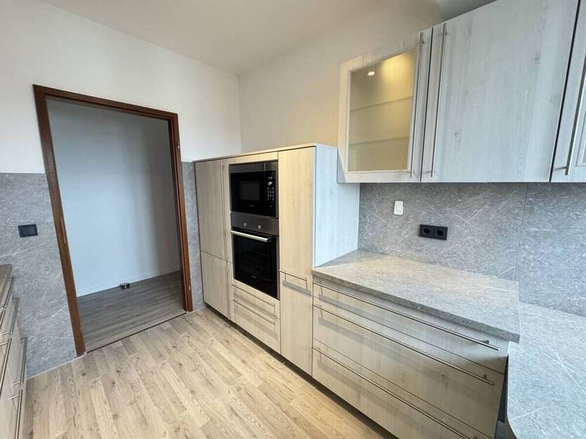 2-Zimmer-Wohnung mit Loggia und TG-Stellplatz