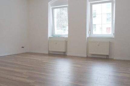 Sonnige 1-Raum Wohnung im 1.OG mit großer Küche in ruhiger Wohnlage von Meißen 1 zimmer