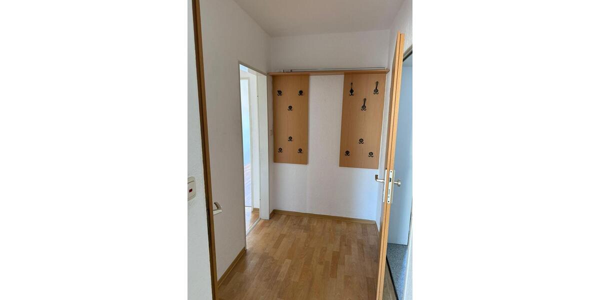 Etagenwohnung Bremerhaven - 3 Zimmer, 65 m&sup2;, 440&euro; | Angebot:26442991