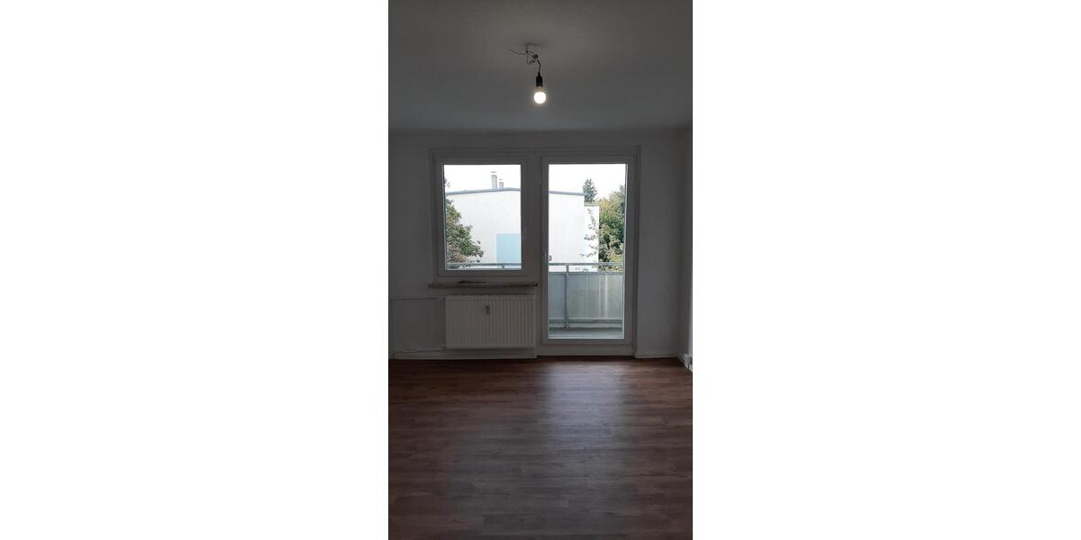 Etagenwohnung Querfurt - 1 Zimmer, 34 m&sup2;, 220&euro; | Angebot:25922724