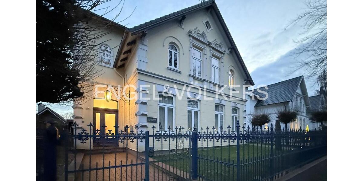 Etagenwohnung Varel - 4 Zimmer, 106 m&sup2;, 880&euro; | Angebot:24378588