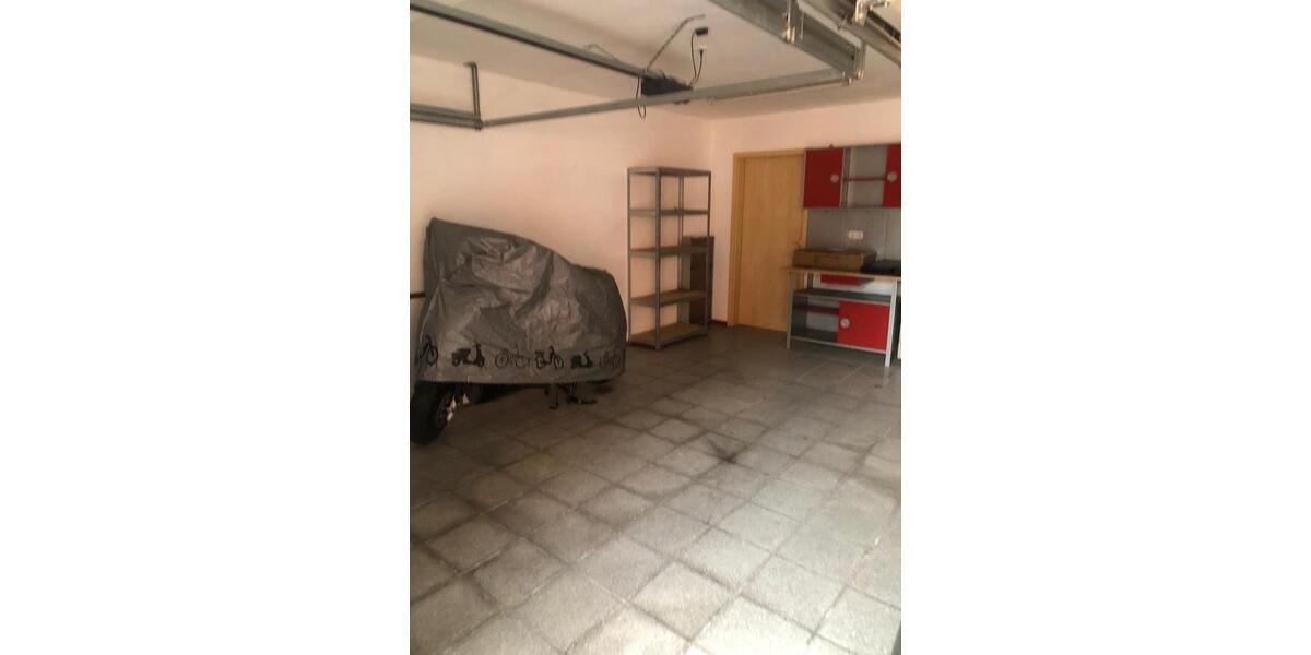 Dachgeschoßwohnung Bodenwerder - 5 Zimmer, 99 m&sup2;, 910&euro; | Angebot:25029582