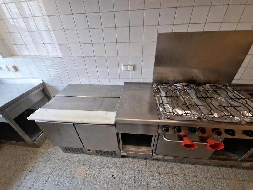 ABLÖSE FREI Restaurant mit GästeZimmer im Villen Stil in einer ruhigen Seitenstraße der Fußgängerzone