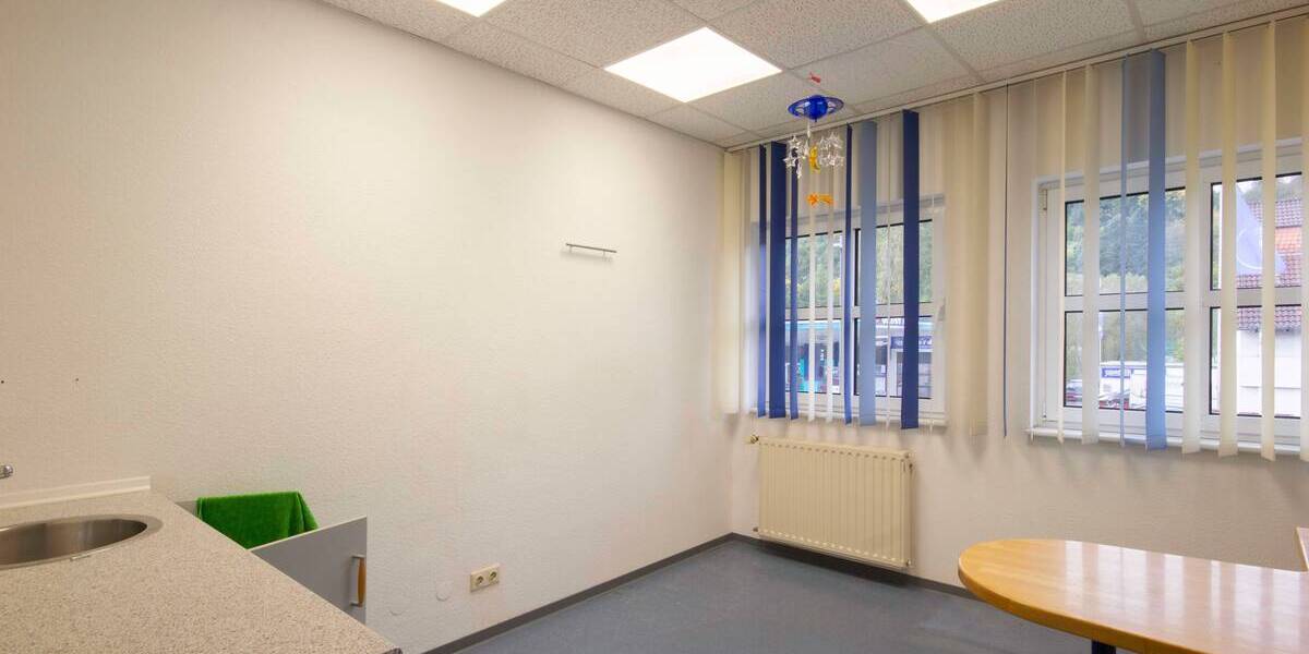 Gewerbeobjekt Sundern (Sauerland) Hachen - 5 Zimmer, 110 m&sup2;, 583&euro; | Angebot:23973487