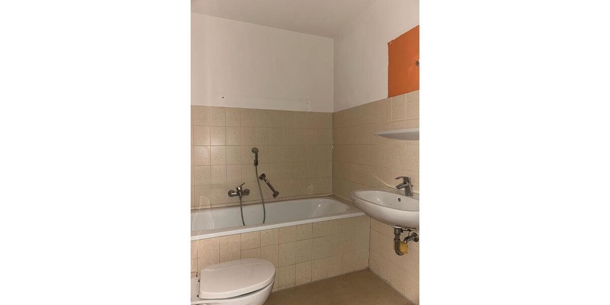 Etagenwohnung Remscheid Gemarkung Bergisch Born - 1 Zimmer, 44 m&sup2;, 272&euro; | Angebot:26439194