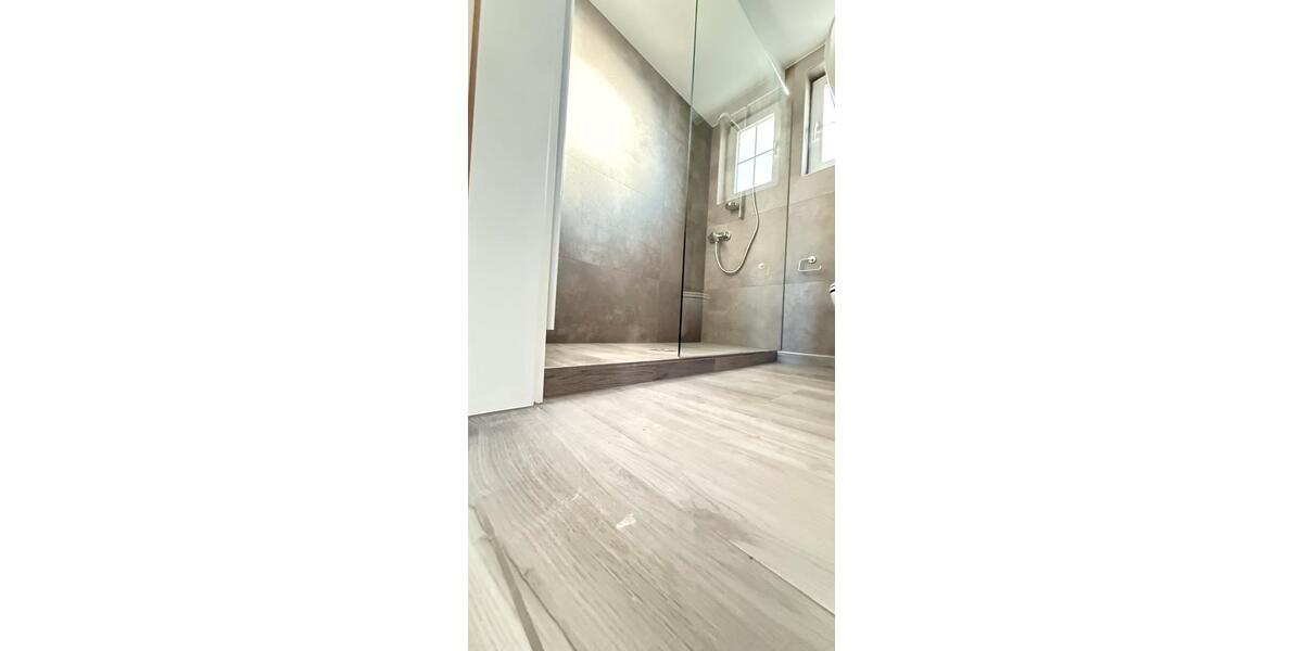 Dachgeschoßwohnung Baiersbronn - 4 Zimmer, 90 m&sup2;, 1.350&euro; | Angebot:26030760