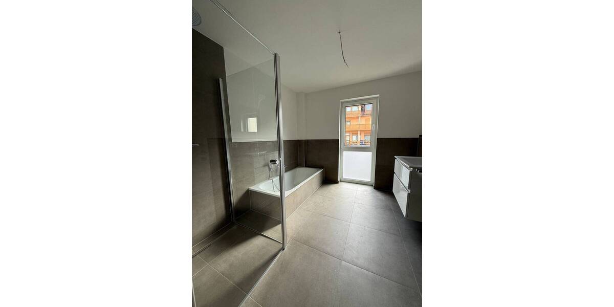 Etagenwohnung Alzenau - 4 Zimmer, 134 m&sup2;, 1.675&euro; | Angebot:26036656