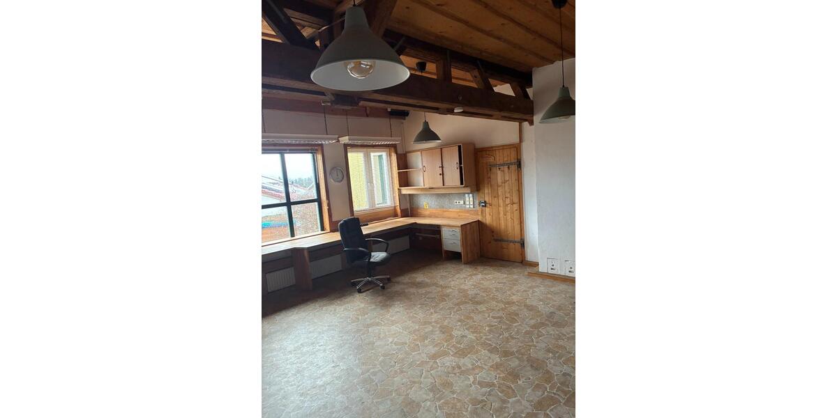 Wohnen auf Zeit Reichenbach im Vogtland - 1 Zimmer, 30 m&sup2;, 270&euro; | Angebot:25082706