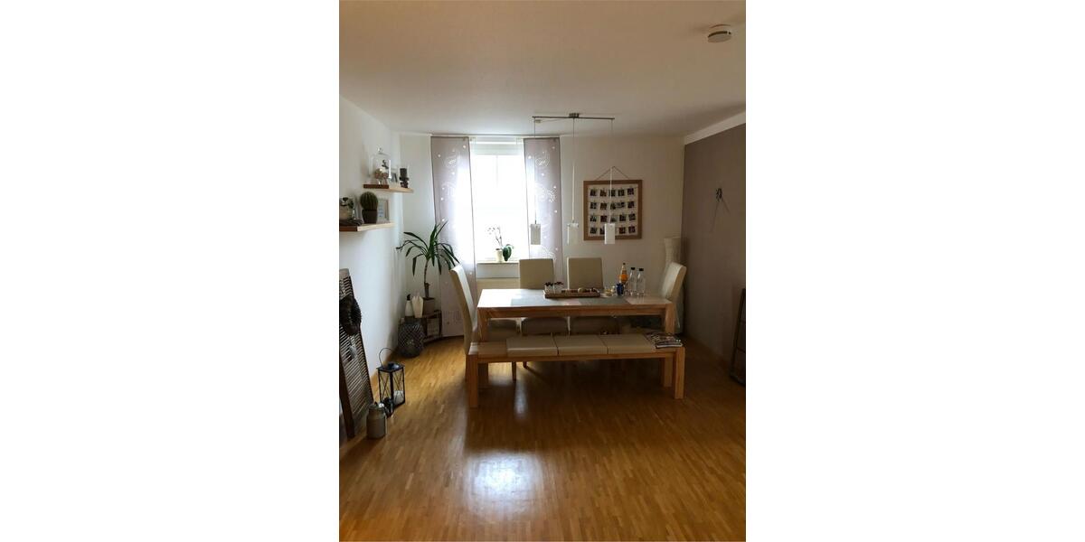 Terrassenwohnung Veitshöchheim - 3 Zimmer, 85 m&sup2;, 940&euro; | Angebot:24464311