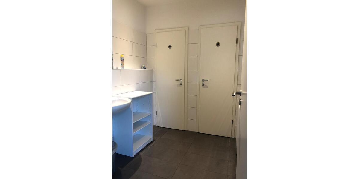 Gewerbeobjekt Saarbrücken Eschberg - 400&euro; | Angebot:24702333