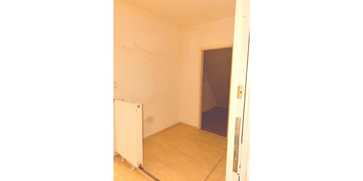 Etagenwohnung Krefeld Gellep-Stratum - 2 Zimmer, 68 m&sup2;, 890&euro; | Angebot:26396513