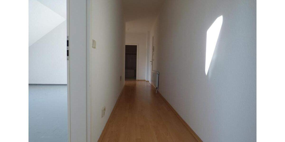Dachgeschoßwohnung Bad Freienwalde (Oder) - 1 Zimmer, 67 m&sup2;, 503&euro; | Angebot:23449082