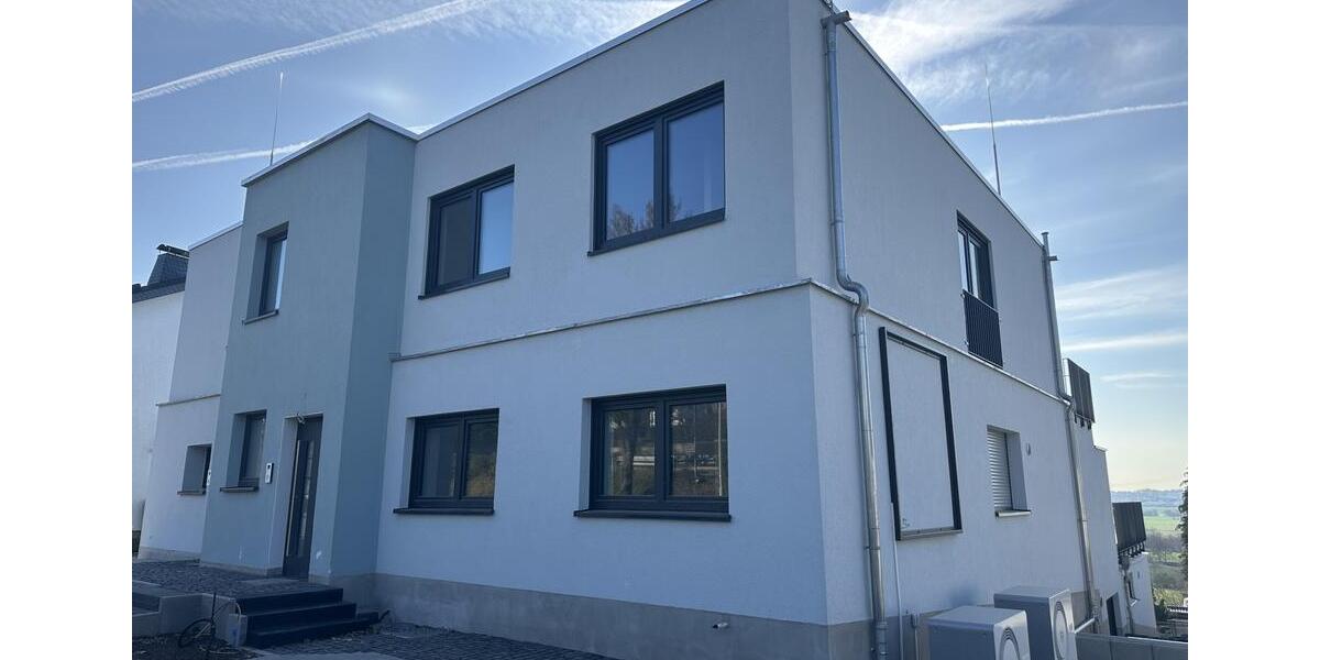 Erdgeschoßwohnung Karben - 3 Zimmer, 161 m&sup2;, 1.935&euro; | Angebot:25384232