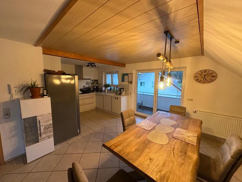 Schöne 6-Zimmerwohnung in Neukirch