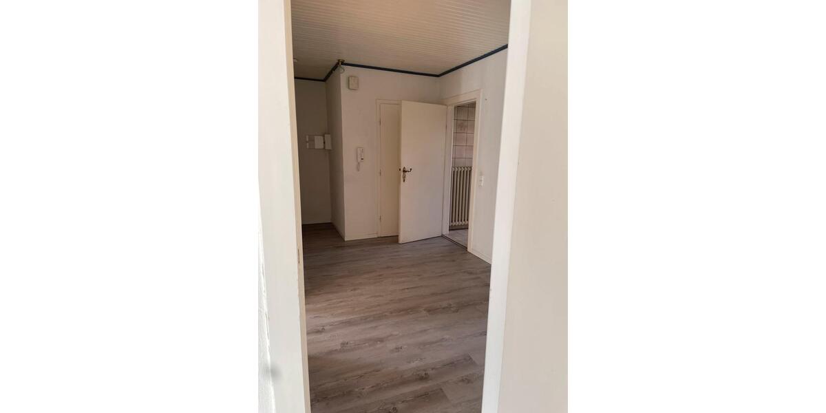 Etagenwohnung Kiel Meimersdorf - 3 Zimmer, 75 m&sup2;, 790&euro; | Angebot:25974195
