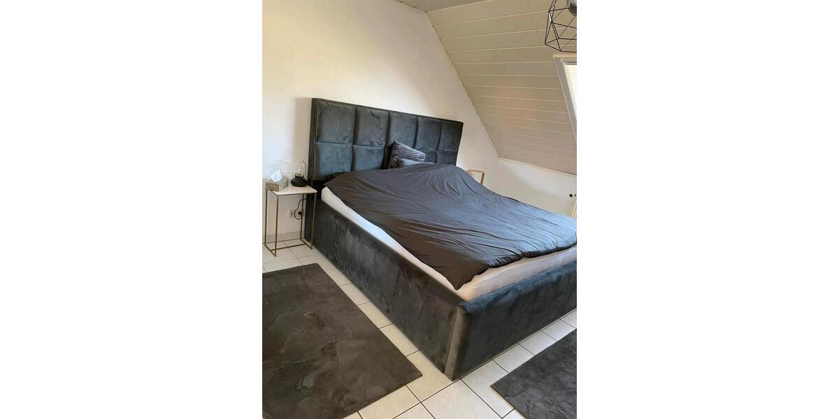 Dachgeschoßwohnung Reinheim - 2 Zimmer, 60 m&sup2;, 700&euro; | Angebot:26023564