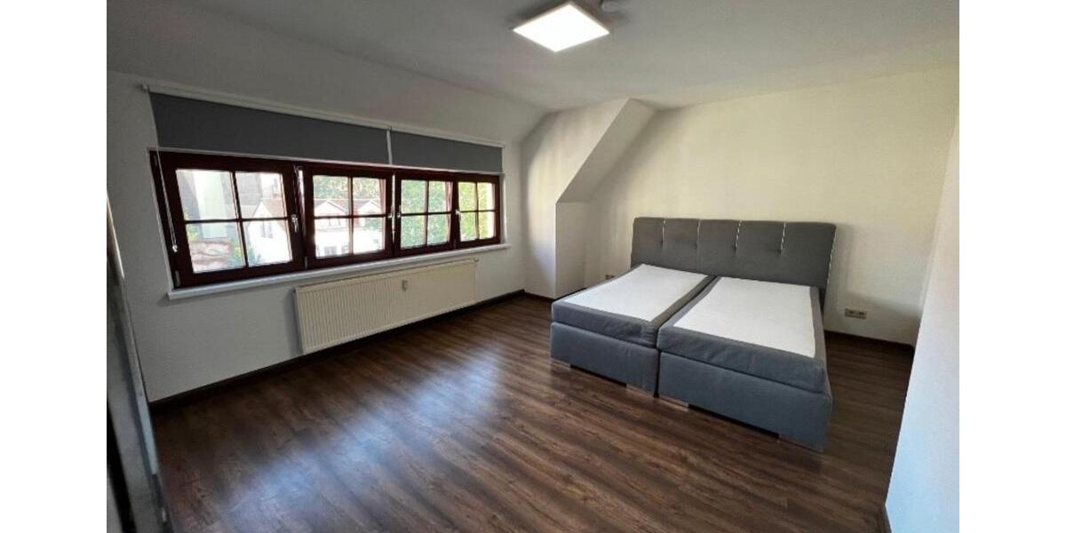 Dachgeschoßwohnung Freiberg - 4 Zimmer, 103 m&sup2;, 720&euro; | Angebot:24242562