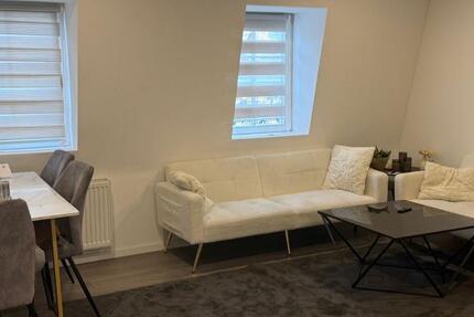 Helle 2-Zimmer-Wohnung mit offener Wohnküche & Abstellraum in NW 2 zimmer