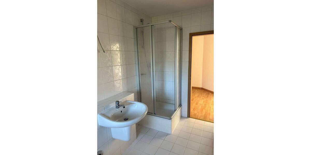 Etagenwohnung Chemnitz Reichenbrand - 2 Zimmer, 69 m&sup2;, 550&euro; | Angebot:26308874