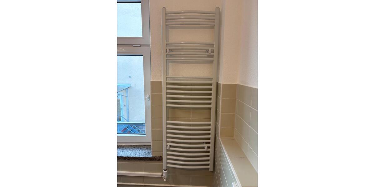 Etagenwohnung Limbach-Oberfrohna Oberfrohna - 2 Zimmer, 65 m&sup2;, 390&euro; | Angebot:26695177