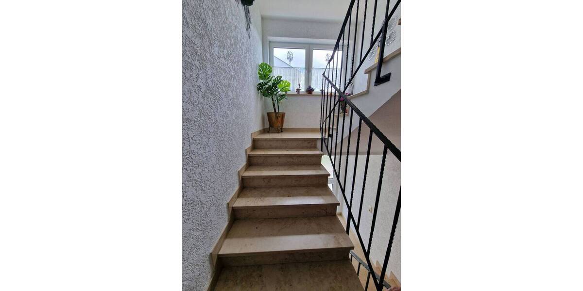 Etagenwohnung Lichtenfels - 3 Zimmer, 71 m&sup2;, 590&euro; | Angebot:25780757