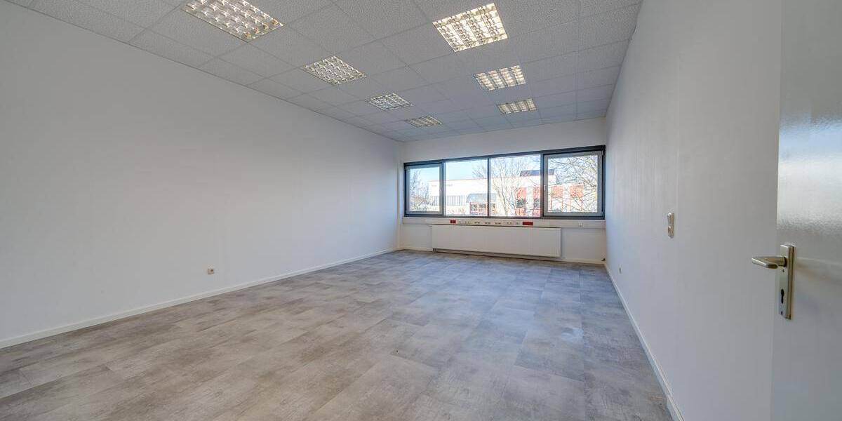 Gewerbeobjekt Würzburg Lengfeld - 7.400&euro; | Angebot:25705677