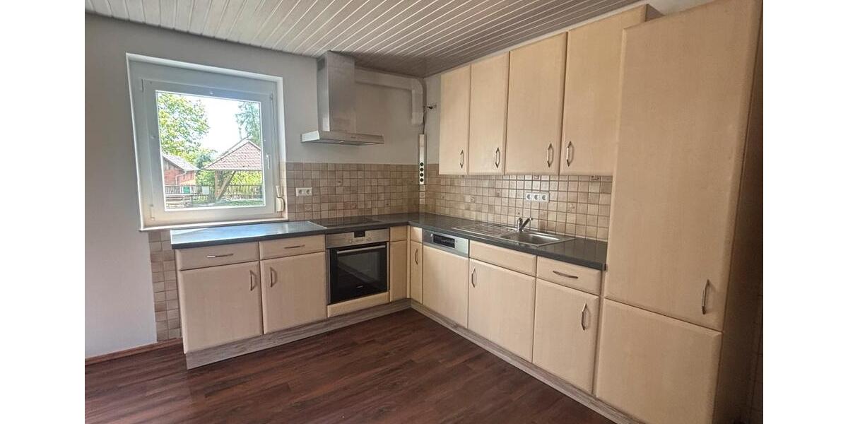 Etagenwohnung Wolpertshausen - 3 Zimmer, 98 m&sup2;, 900&euro; | Angebot:26364849