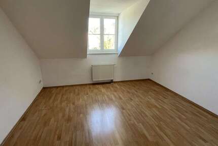 Wohnung Bad Lobenstein Lobenstein - 3 Zimmer, 68 m&sup2;, 354&euro; | Angebot:26786427