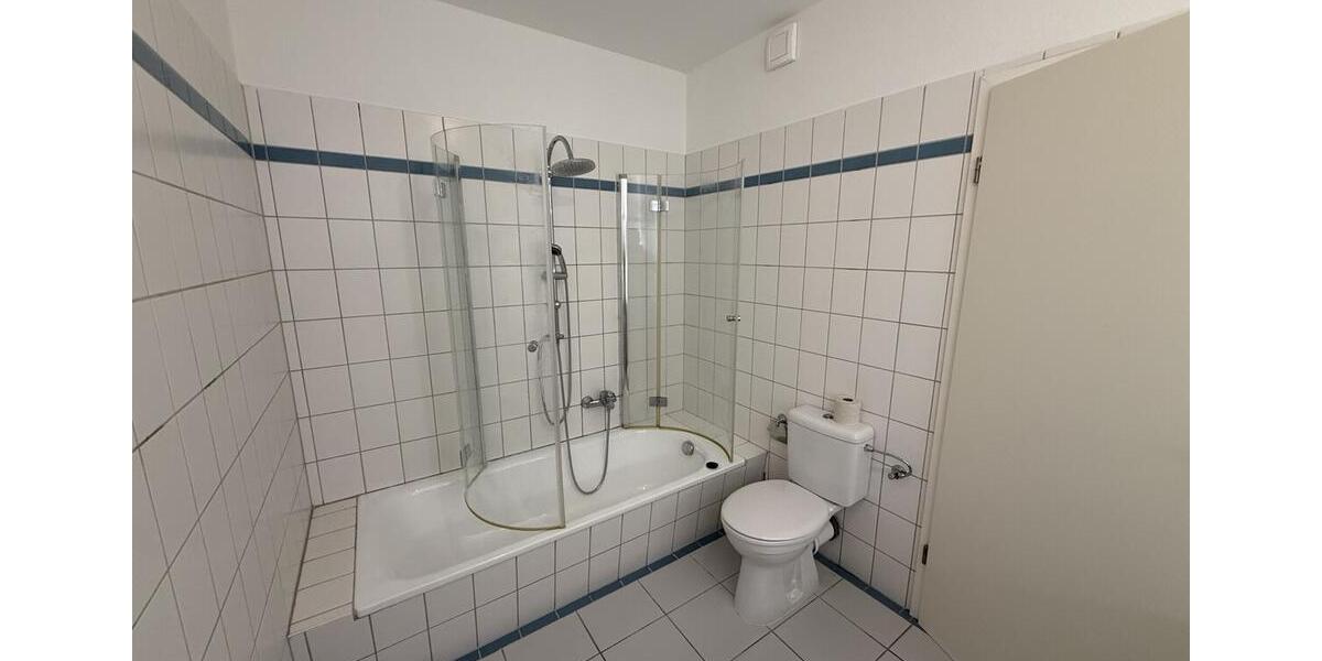 Erdgeschoßwohnung Lauenburg/Elbe Elbe - 3 Zimmer, 94 m&sup2;, 1.400&euro; | Angebot:25917936