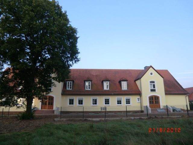 Etagenwohnung Neustadt - 3 Zimmer, 87 m&sup2;, 720&euro; | Angebot:26188007