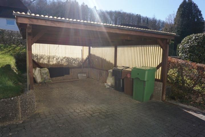 Dachgeschoßwohnung Wiehl - 3 Zimmer, 85 m&sup2;, 580&euro; | Angebot:26444036