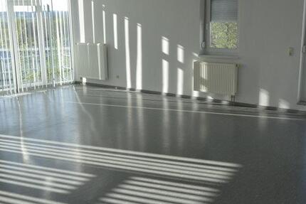 Moderner Schulungsraum mit Dachterrasse und herrlichem Ausblick zu vermieten! zimmer