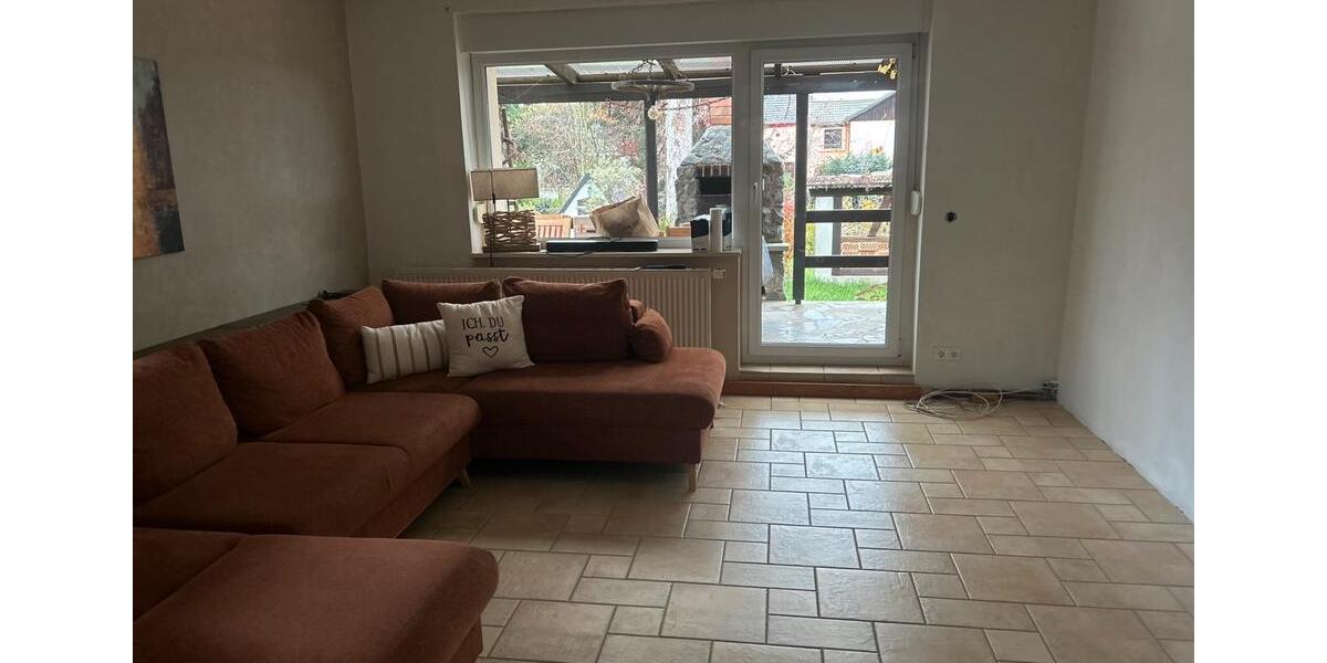 Wohnhaus mit Grünfläche zur Miete ( Lage direkt in Klipphausen) 5 zimmer