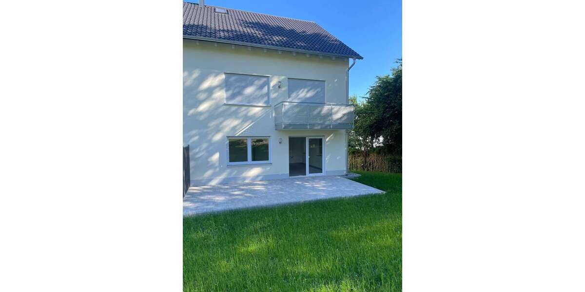 Etagenwohnung Emersacker - 2 Zimmer, 83 m&sup2;, 860&euro; | Angebot:26082575