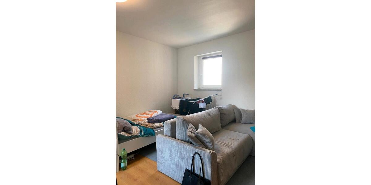 Etagenwohnung Bernburg (Saale) - 1 Zimmer, 43 m&sup2;, 400&euro; | Angebot:26610383