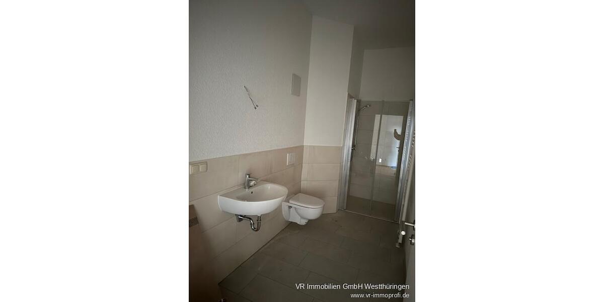 Frisch sanierte Wohnung im EG zu vermieten! 3 zimmer