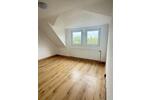 Dachgeschoßwohnung Lippstadt - 3 Zimmer, 72 m&sup2;, 700&euro; | Angebot:26568379