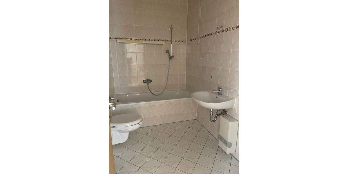 Etagenwohnung Eilenburg Eilenburg-Berg - 3 Zimmer, 63 m&sup2;, 381&euro; | Angebot:23941669