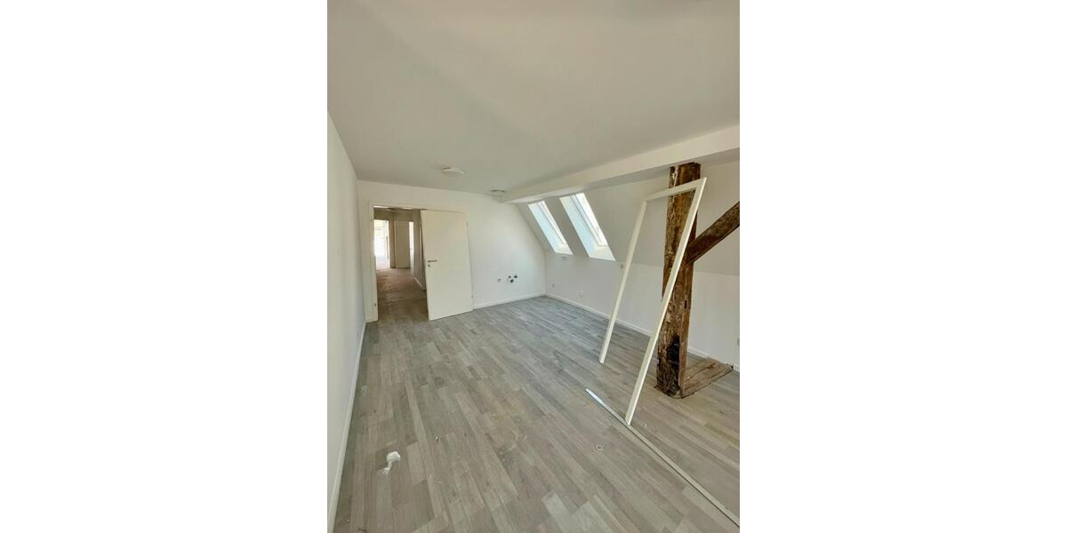 Etagenwohnung Minden - 4 Zimmer, 172 m&sup2;, 1.500&euro; | Angebot:26479518