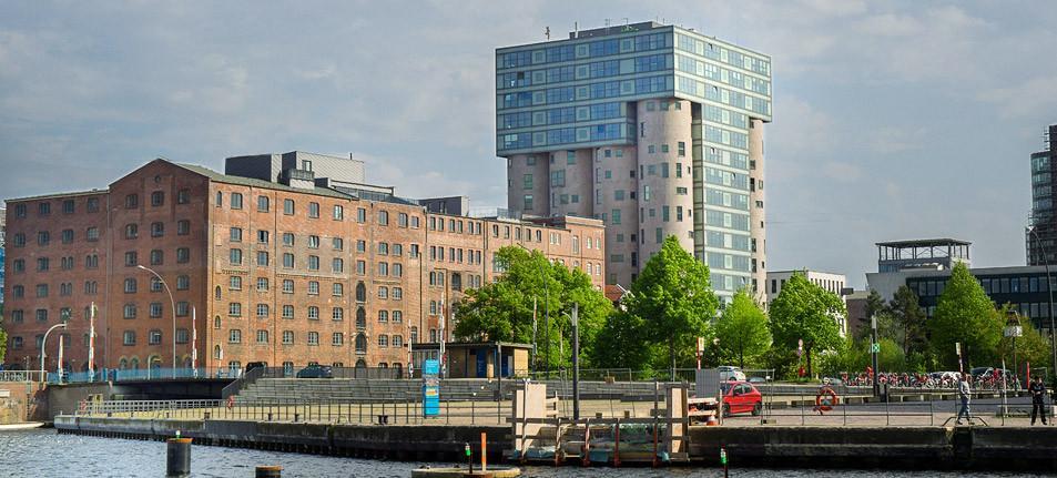 Panoramabüro im Harburger Silo – Stil, Service & Skylineblick - All-in-Miete