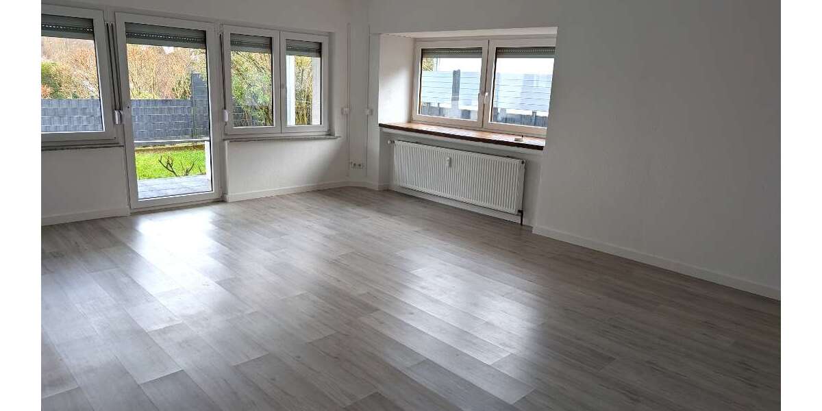 Etagenwohnung Bad Breisig - 5 Zimmer, 146 m&sup2;, 1.200&euro; | Angebot:24497525