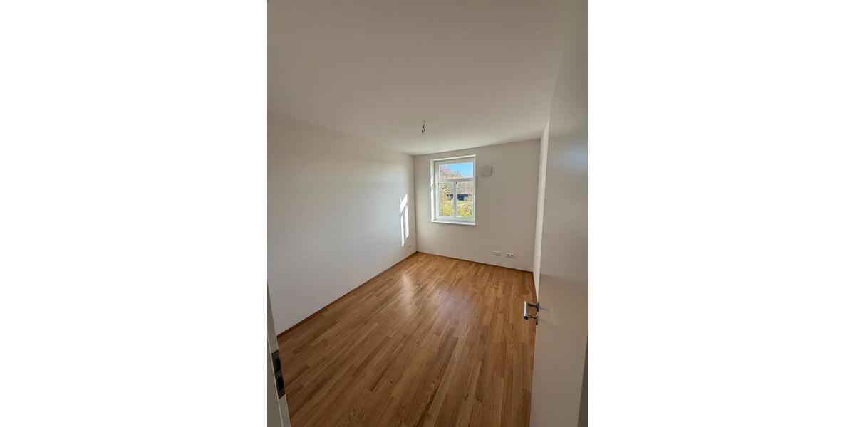 Etagenwohnung Bad Doberan - 3 Zimmer, 80 m&sup2;, 1.280&euro; | Angebot:26239873